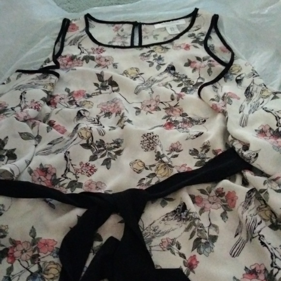 Maternity Top - Picture 2 of 3